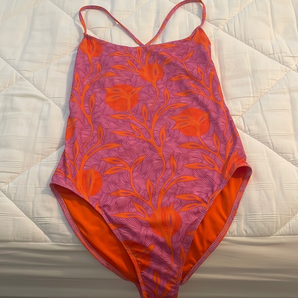 NWT- Women’s 1 piece swimsuit. Liberty and Justice for Target